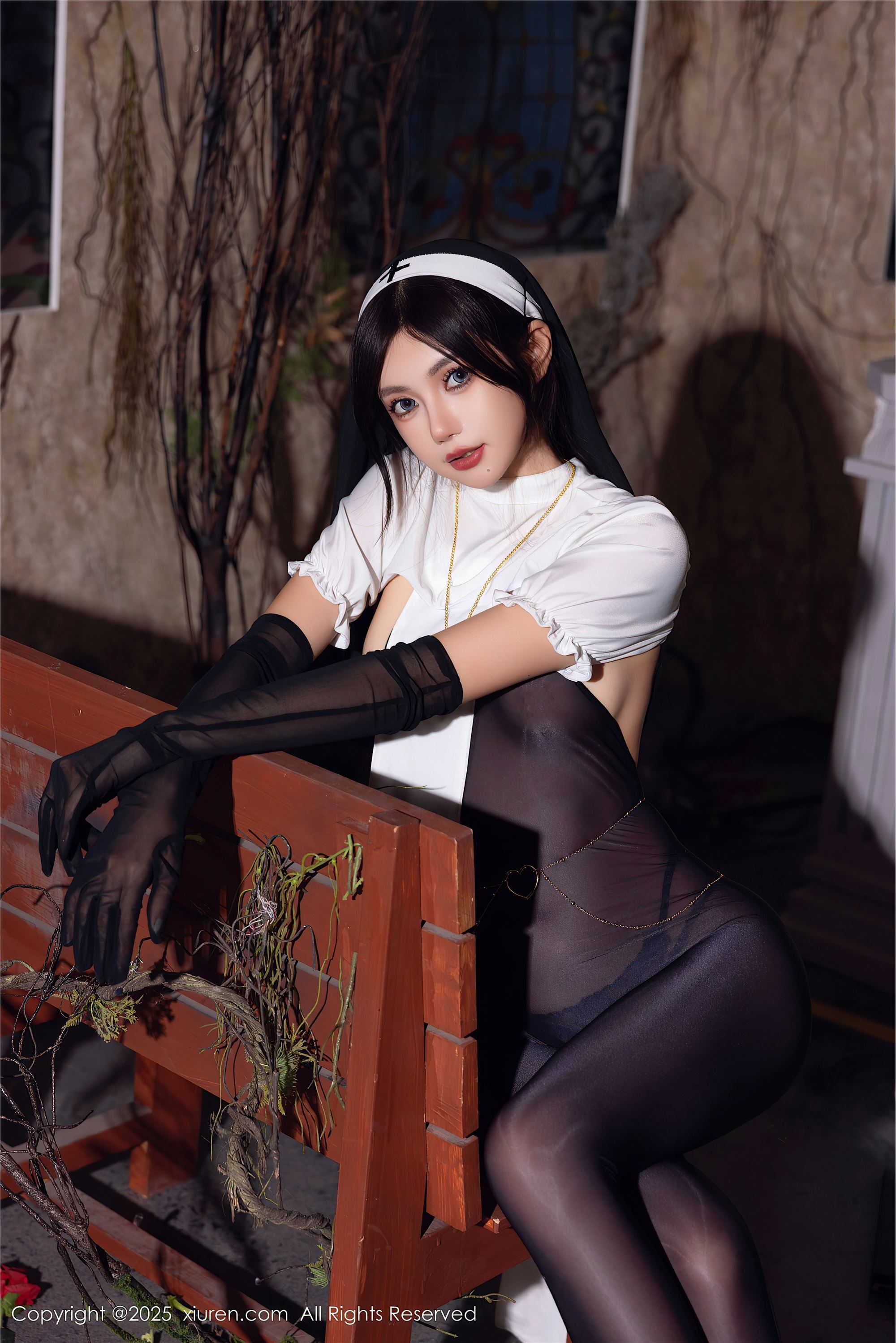 Xiuren秀人网 2025.01.17 NO.9774 绮里嘉ula